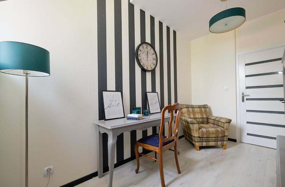 Art Apartment Szczawno Zdroj ภายนอก รูปภาพ